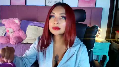 Naia online show from February 14, 6:48 pm