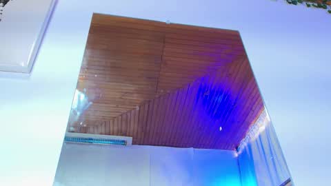 Naia x online show from November 6, 7:59 pm