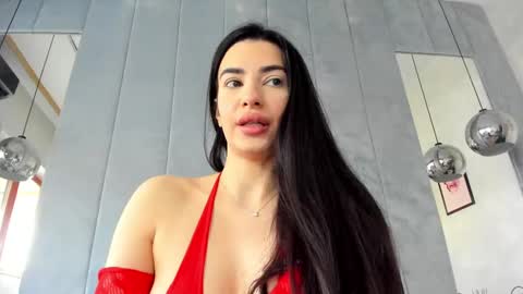 Snapshot of naila18 chatting on February 23, 7:11 am Naila online show from February 23, 7:11 am