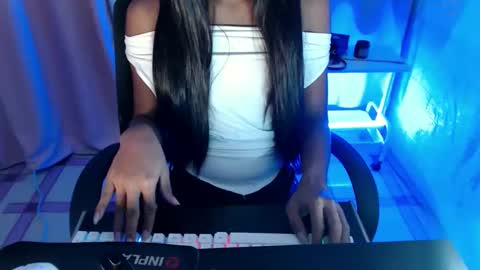 naked_fuck online show from October 12, 8:35 am