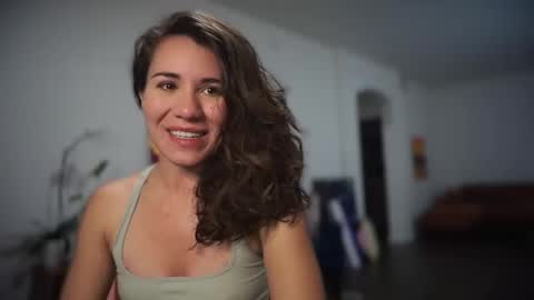 nakedpaint245477 online show from January 14, 2:50 am