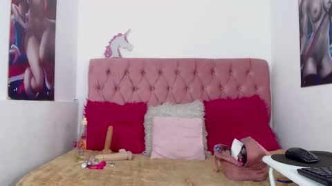 Snapshot of nalaroy chatting on November 20, 3:12 pm NALAROY online show from November 20, 3:12 pm