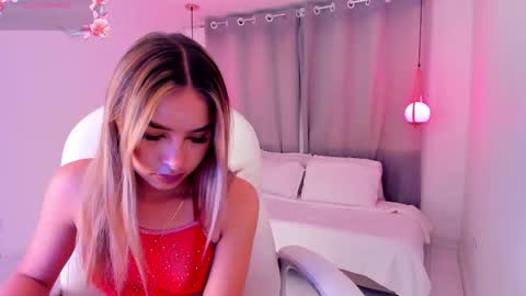 Snapshot of nallahh_ chatting on November 5, 4:45 am Nallah online show from November 5, 4:45 am