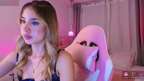 Snapshot of nallahh_ chatting on November 12, 4:02 am Nallah online show from November 12, 4:02 am