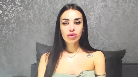 Lady online show from April 11, 2:21 pm