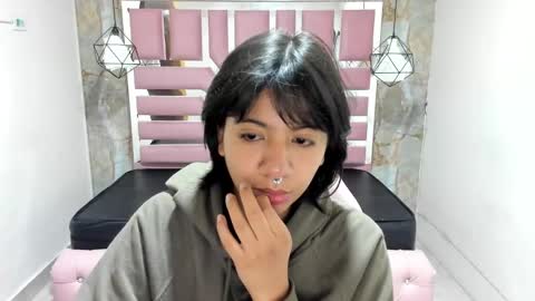 nami_usagi online show from January 14, 11:10 am