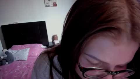 Nami online show from November 15, 6:59 pm