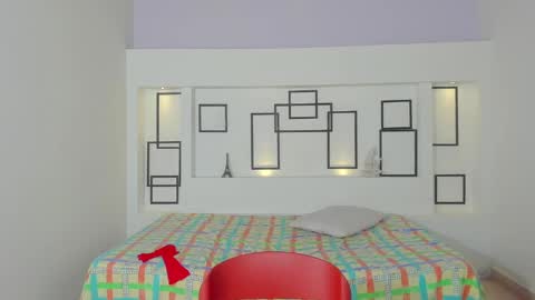 Snapshot of namoismith chatting on January 13, 10:47 am Namoi Smith online show from January 13, 10:47 am