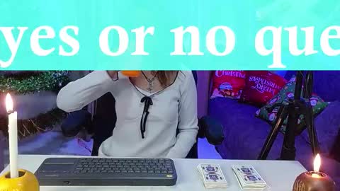 nana online show from December 2, 7:42 pm