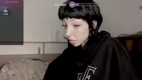 Nana online show from December 10, 5:55 pm