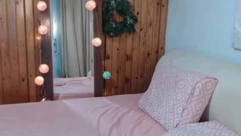 Nancy D online show from December 19, 1:51 pm