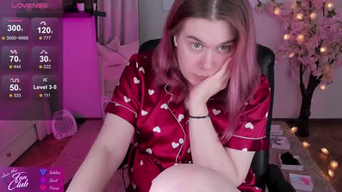 Snapshot of nancy_sun_ chatting on December 13, 3:11 pm Nancy online show from December 13, 3:11 pm