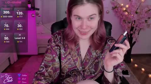 Snapshot of nancy_sun_ chatting on December 17, 6:20 pm Nancy online show from December 17, 6:20 pm