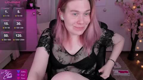 Snapshot of nancy_sun_ chatting on December 18, 5:52 pm Nancy online show from December 18, 5:52 pm