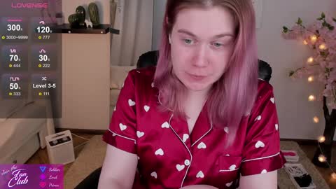 Snapshot of nancy_sun_ chatting on January 16, 6:16 pm Nancy online show from January 16, 6:16 pm