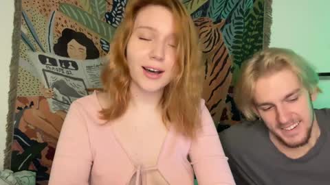 Snapshot of nancy_witch chatting on December 16, 11:55 am Nancy and Archi online show from December 16, 11:55 am