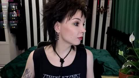 Snapshot of nancyaddams chatting on November 28, 3:31 am Nancy online show from November 28, 3:31 am