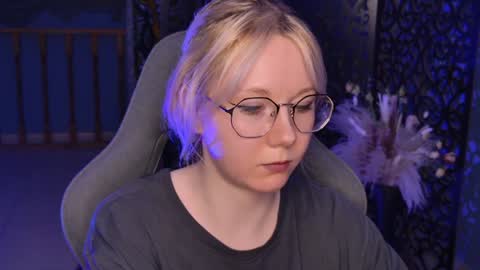 Snapshot of nancymartinez chatting on January 11, 8:11 am nancymartinez online show from January 11, 8:11 am