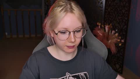 Snapshot of nancymartinez chatting on January 11, 11:12 am nancymartinez online show from January 11, 11:12 am