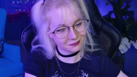 Snapshot of nancymartinez chatting on January 13, 2:21 pm nancymartinez online show from January 13, 2:21 pm