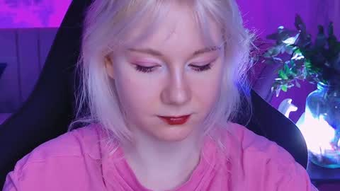 Snapshot of nancymartinez chatting on February 4, 8:13 am nancymartinez online show from February 4, 8:13 am