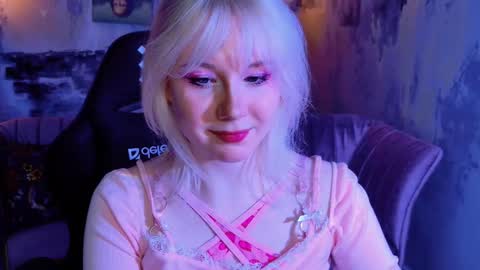 Snapshot of nancymartinez chatting on February 13, 4:28 pm nancymartinez online show from February 13, 4:28 pm