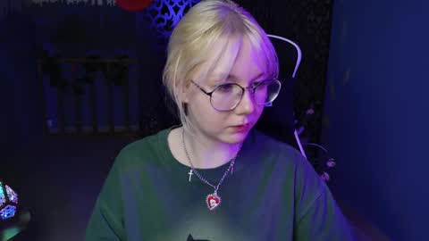 Snapshot of nancymartinez chatting on February 15, 1:05 pm nancymartinez online show from February 15, 1:05 pm