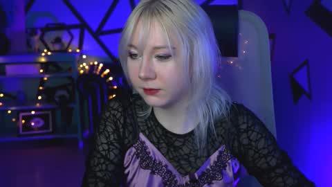 Snapshot of nancymartinez chatting on March 5, 5:18 am nancymartinez online show from March 5, 5:18 am