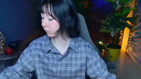 nancymartinez online show from December 2, 5:02 am