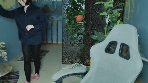 Snapshot of nancymartinez chatting on December 15, 5:01 am nancymartinez online show from December 15, 5:01 am