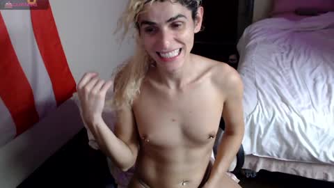 Snapshot of nanikitty69 chatting on January 16, 12:53 pm Nanki Teresa online show from January 16, 12:53 pm