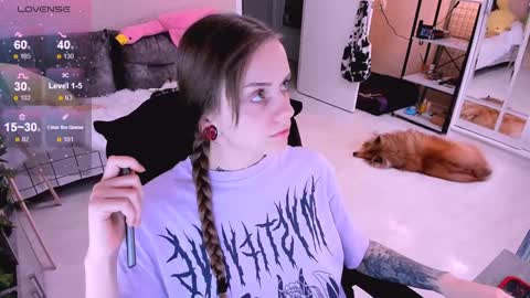 Monday-Friday 12-4 AM and 6-9 AM New York time online show from January 6, 11:18 am