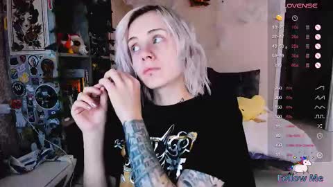 Monday-Friday 12-4 AM and 6-9 AM New York time online show from October 12, 7:51 am