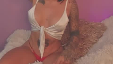 Snapshot of nany_tnt chatting on January 12, 5:03 am NANY online show from January 12, 5:03 am