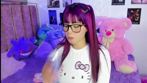 Naoko online show from April 11, 2:49 am