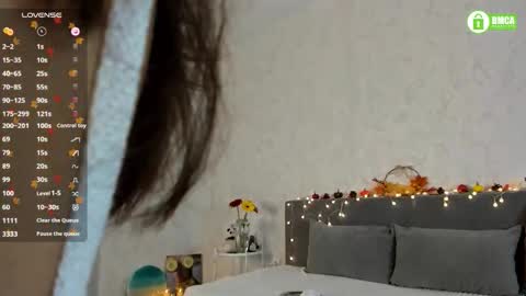 Snapshot of naomi_tara chatting on October 10, 2:16 pm Naomi online show from October 10, 2:16 pm