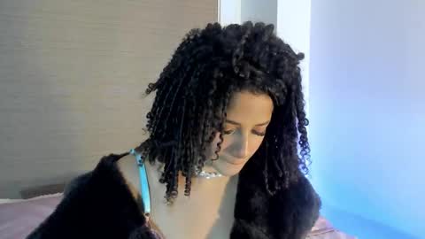 naomidawson online show from October 22, 11:04 pm