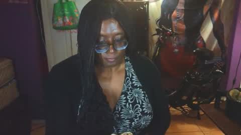 Naomi online show from February 18, 5:47 am