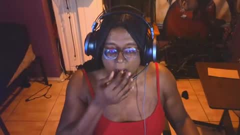 Naomi online show from March 24, 11:37 am