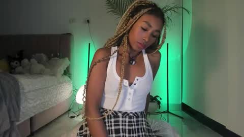 Naomii online show from September 14, 12:43 am