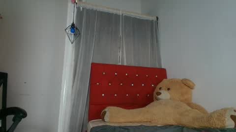 Naomi Campbel online show from September 29, 2:27 am