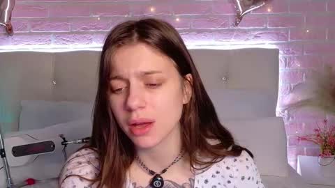 Naomi online show from November 20, 4:45 am