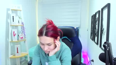 naomy_sex_69 online show from November 19, 2:22 am