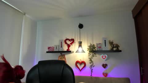 Naomy Stanley online show from February 16, 6:59 pm