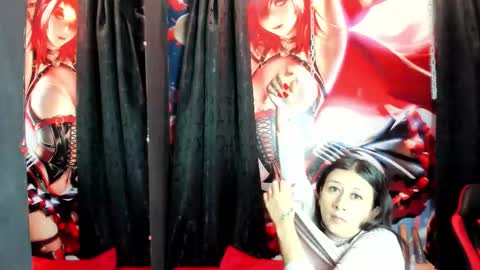 Snapshot of naomyangel chatting on October 29, 11:34 am naomy online show from October 29, 11:34 am