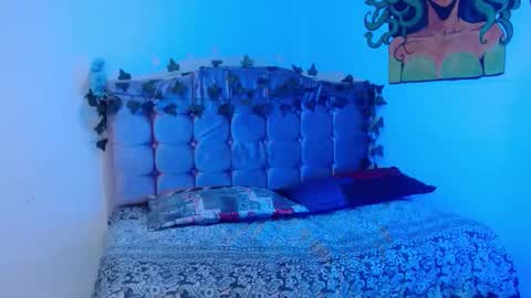 Nao online show from November 24, 12:49 pm