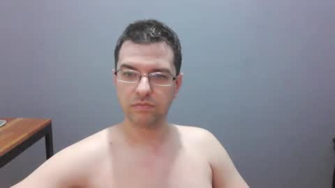 nappadel85 online show from March 18, 11:52 pm