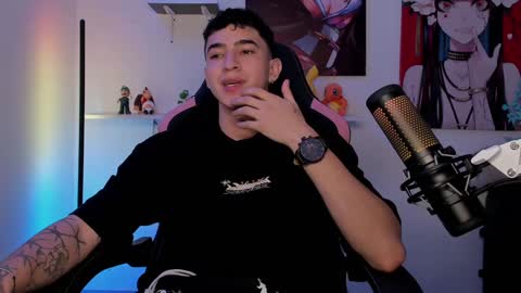 sebastian online show from December 17, 5:07 am