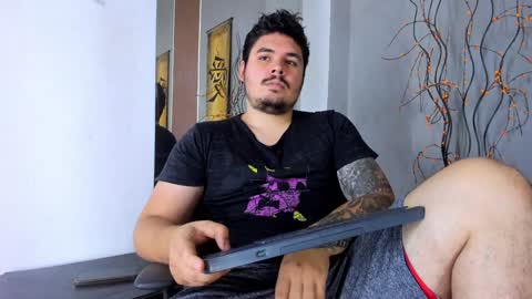 deibyd online show from December 2, 4:31 am