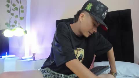 Nascary Fox online show from September 15, 8:53 pm